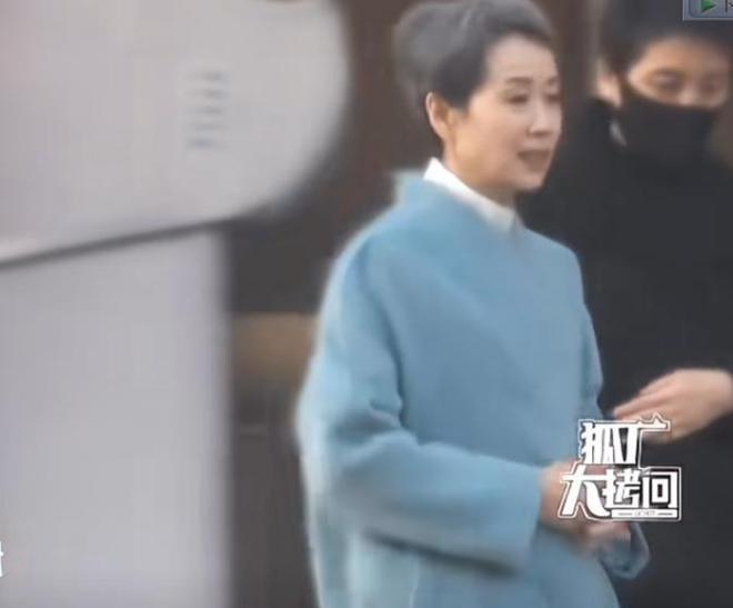 疑似现身春晚彩排网友：今年一定不早睡ayx爱游戏app春晚惊喜来了！王菲