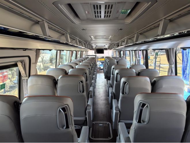 中通H13Pro如何重塑旅团客车新标杆爱游戏app手机版看3轴的2026款(图8)